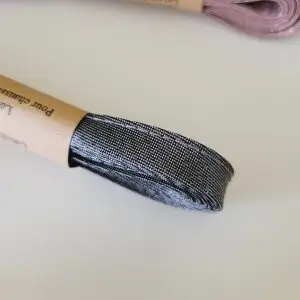 Lacets pailletes gris anthracite scaled