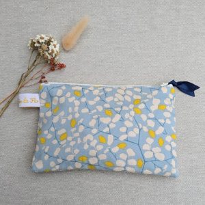 Mini trousse en tissu pour ranger les papiers d'identité, permis et documents essentiels